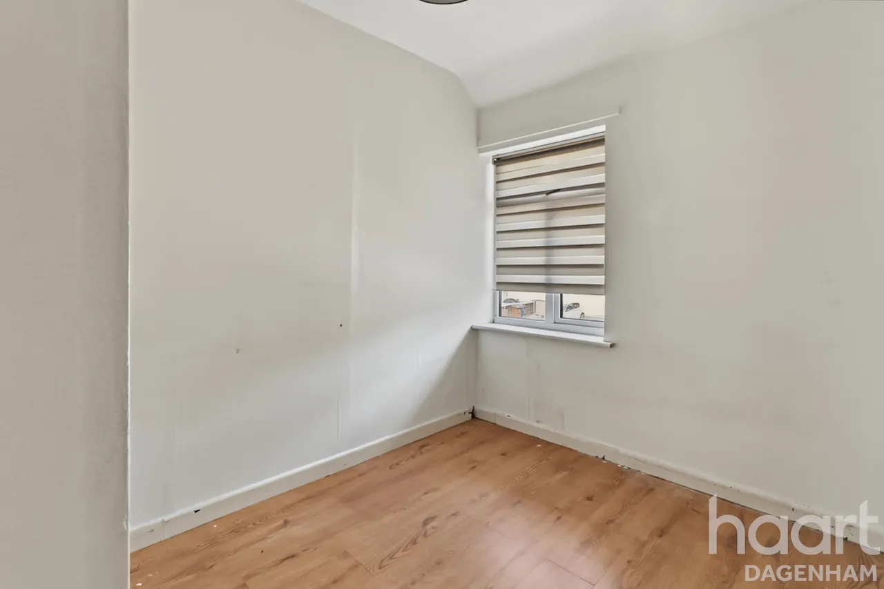 Ilchester Road, Dagenham, RM8, photo 17