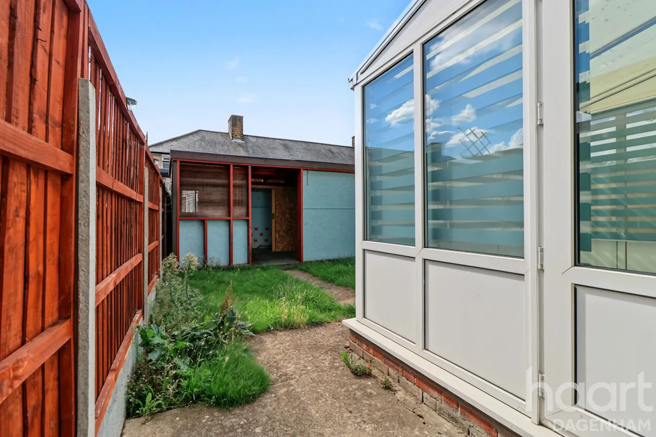 Ilchester Road, Dagenham, RM8, photo 10