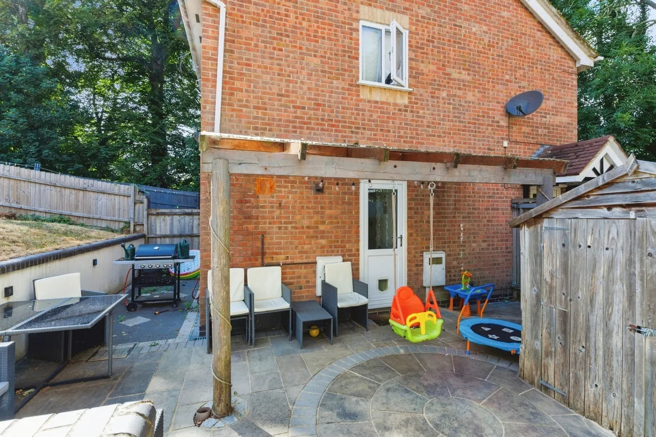 Hernehill Court, Northampton, Northamptonshire, NN4, photo 15