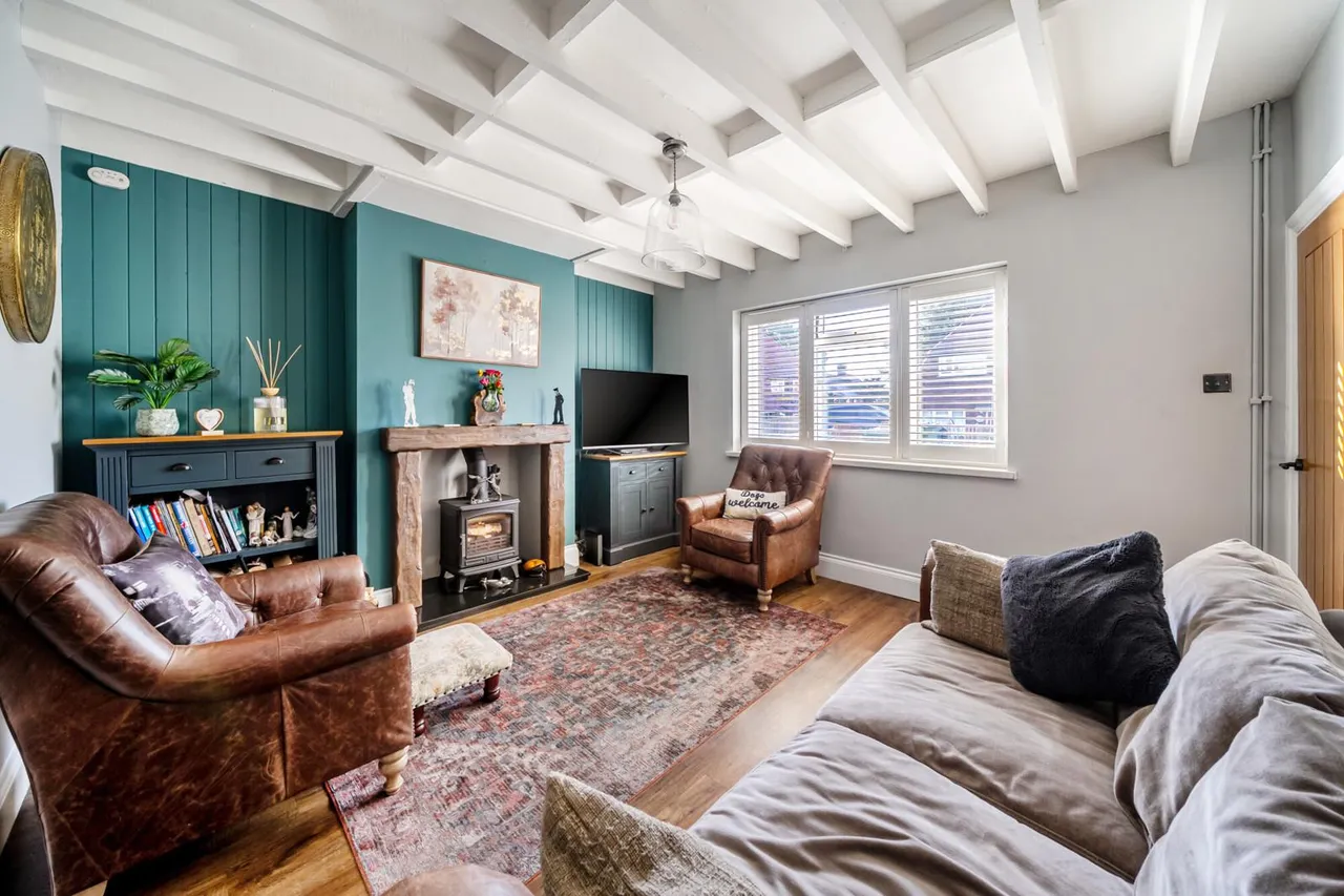 Eltham Palace Road, London, SE9, photo 4