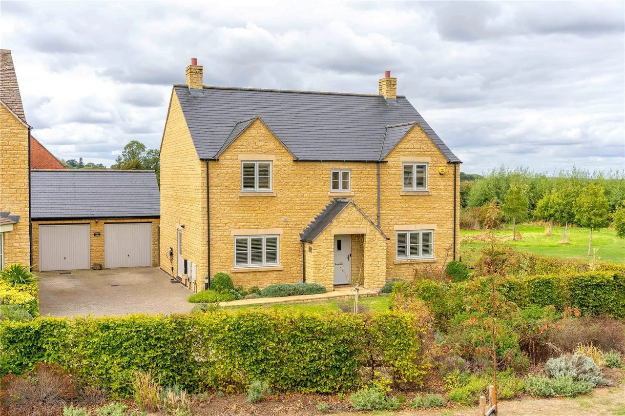 5 bed property for sale, Glass House Road, Mickleton, GL55