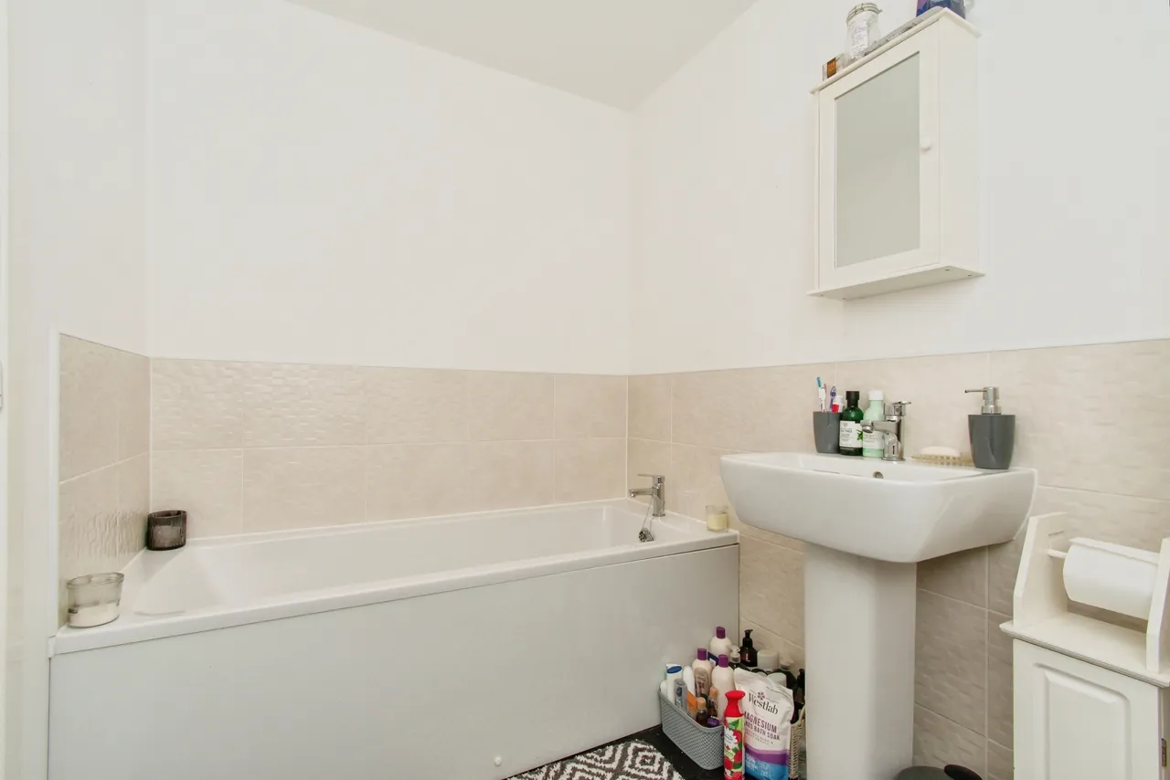 Frobisher Avenue, Castleford, photo 12