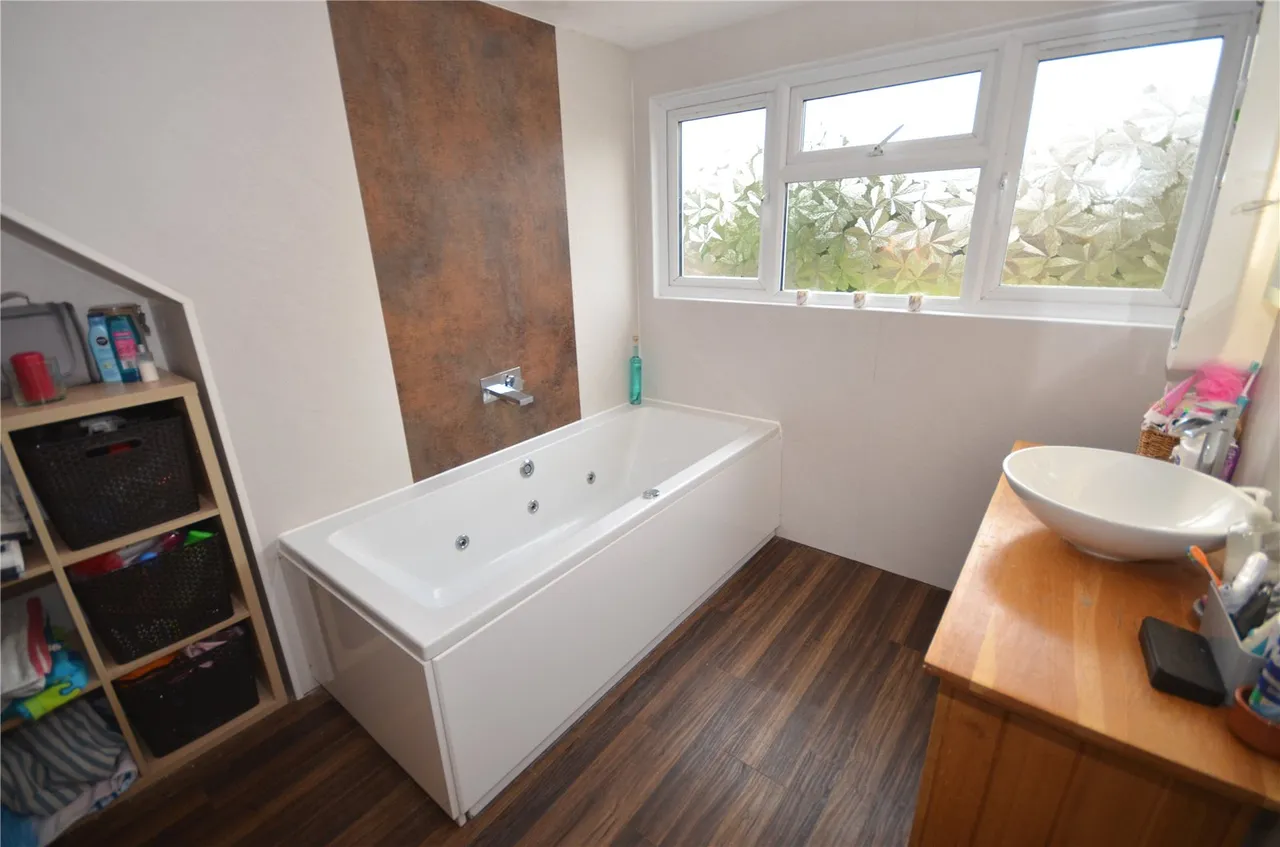 Firs Close, Firsdown, Salisbury, Wiltshire, SP5 1SG, photo 9