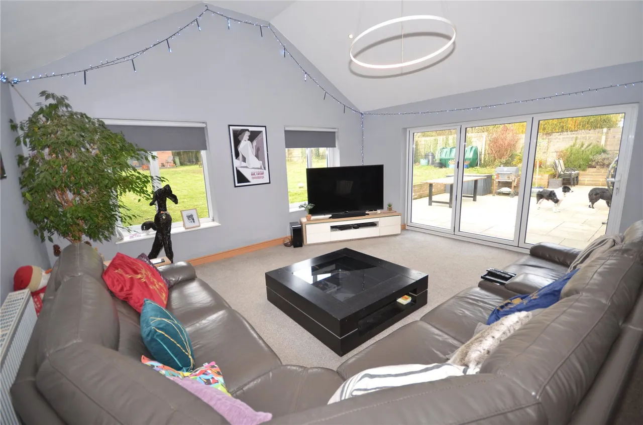 Firs Close, Firsdown, Salisbury, Wiltshire, SP5 1SG, photo 4