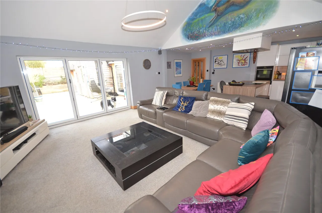 Firs Close, Firsdown, Salisbury, Wiltshire, SP5 1SG, photo 5
