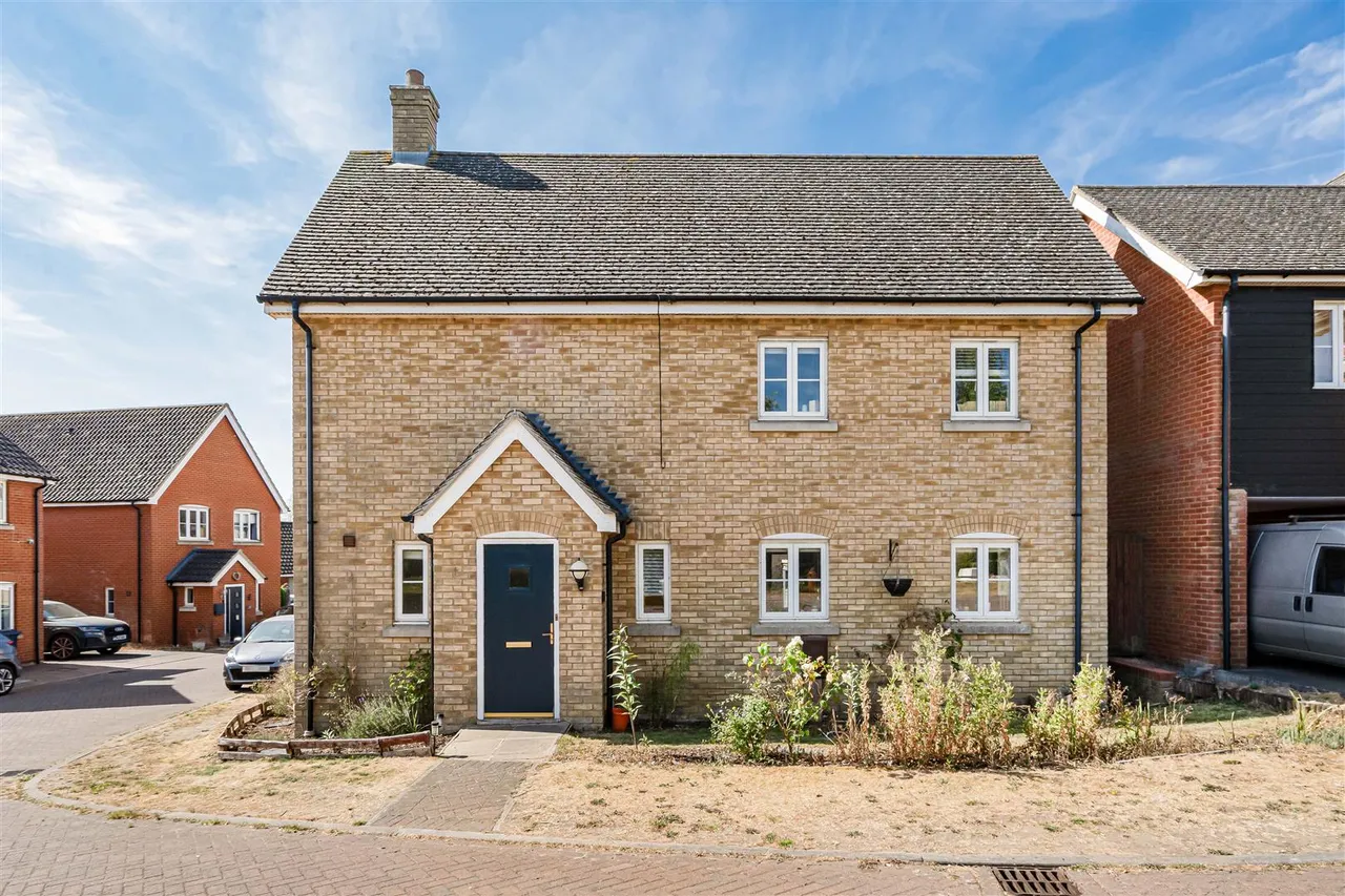4 bed property for sale, Masons Close, Haverhill, CB9