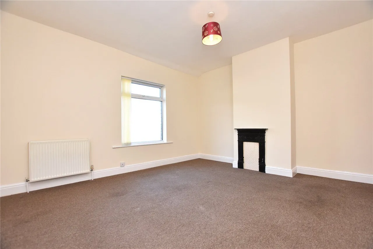 Marsh Street, Cleckheaton, BD19, photo 3