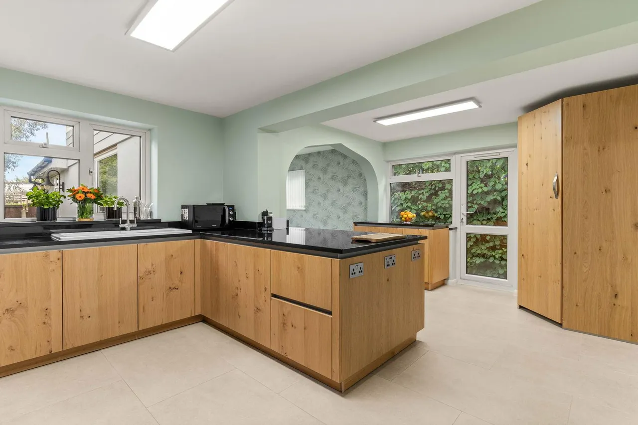 Birch Lane, Stock, CM4, photo 16