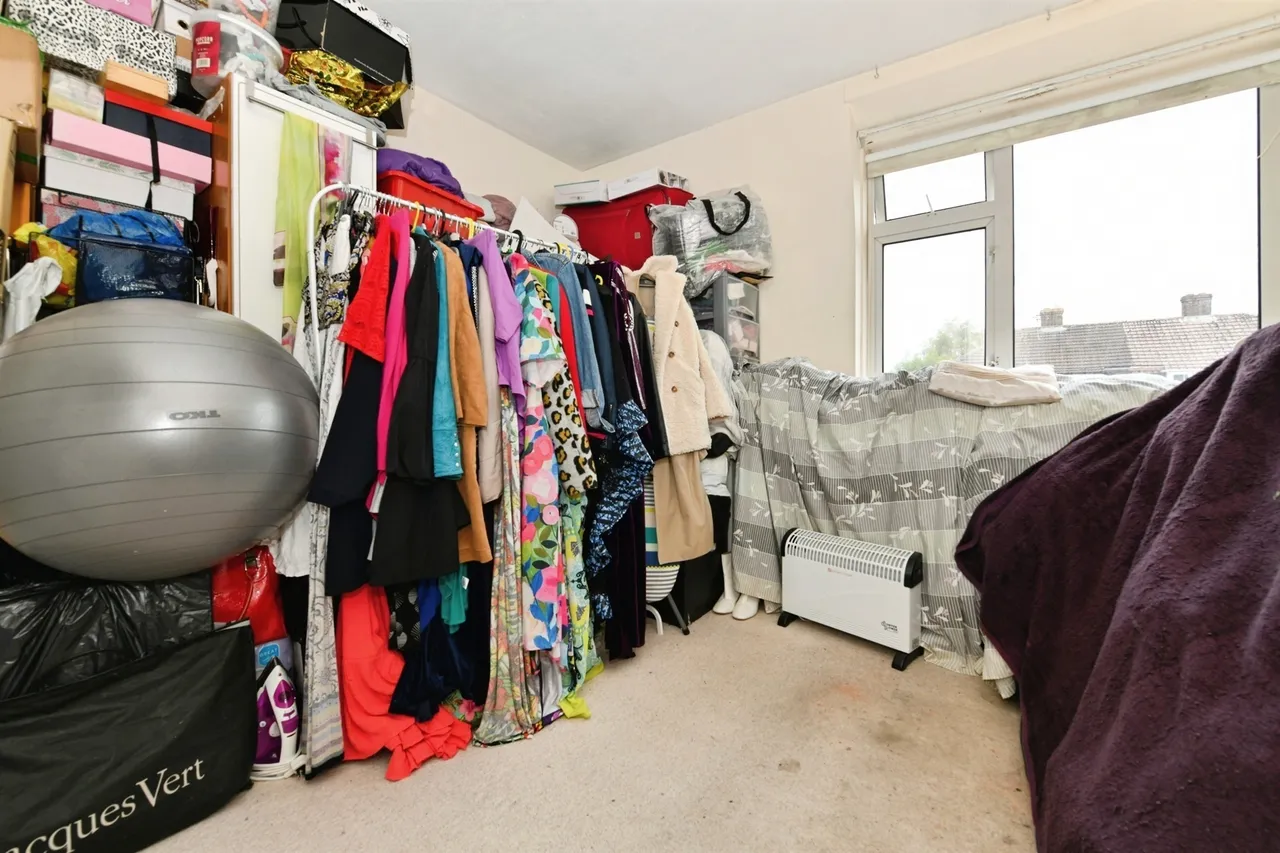 Waverley Gardens, Melksham, SN12, photo 17