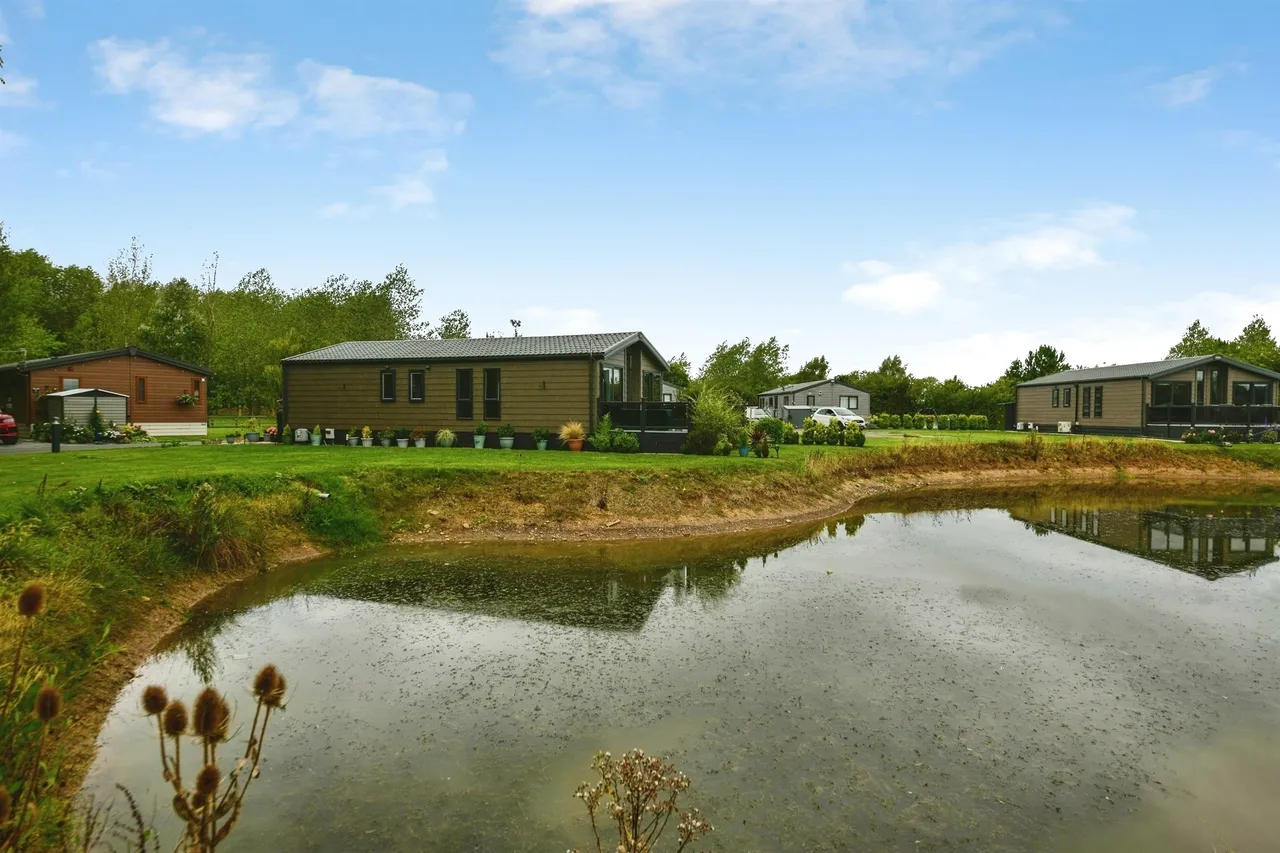 Woodthorpe Leisure Park, Woodthorpe, Alford, photo 3