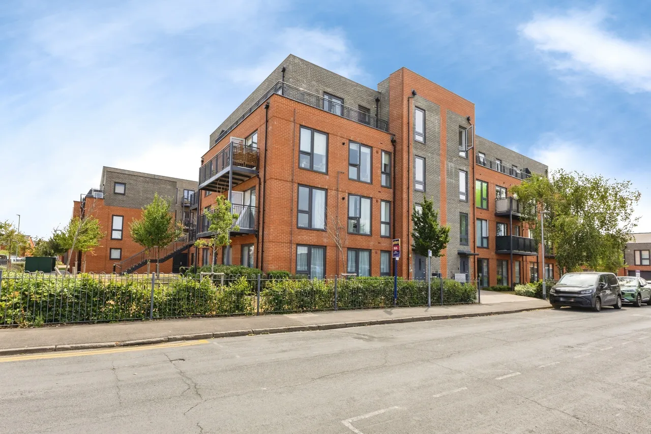 1 bed flat for sale, Milford Road, Reading, RG1
