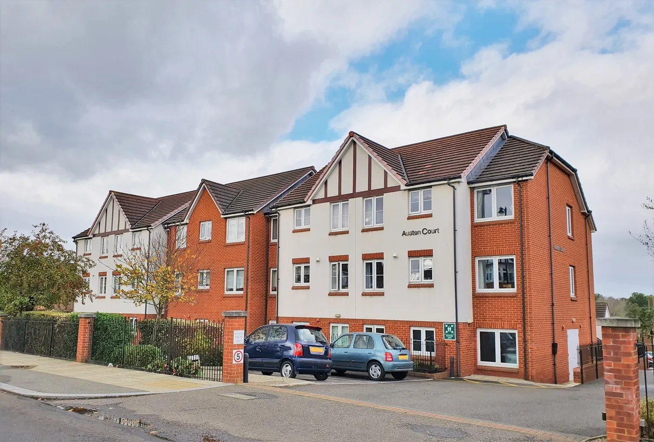 1 bed retirement property for sale, Winchmore Hill Road, London, N21