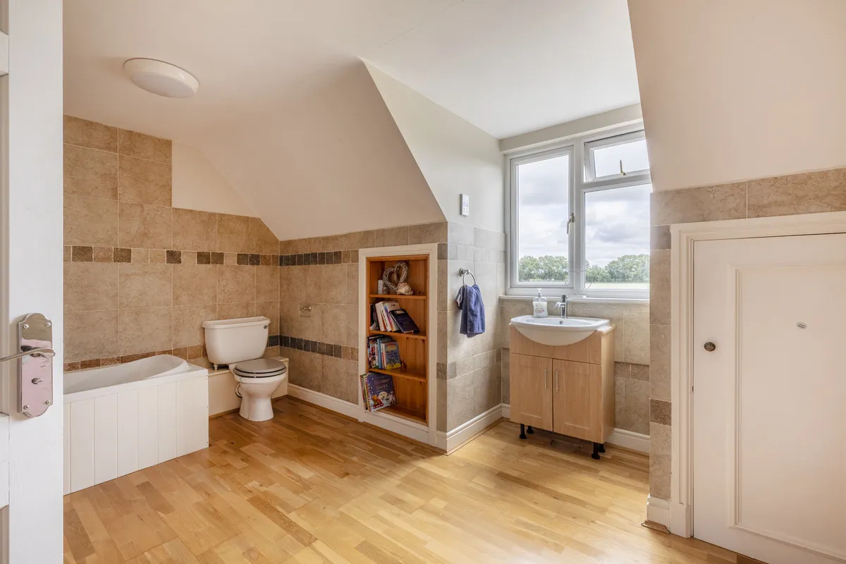 Buckland Road, Bampton, OX18, photo 19