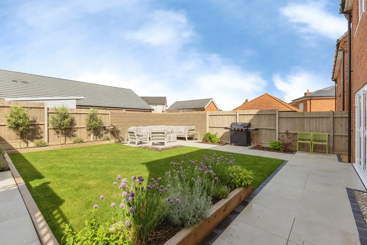 Cullyer Crescent, Wymondham, Norfolk, NR18, photo 9