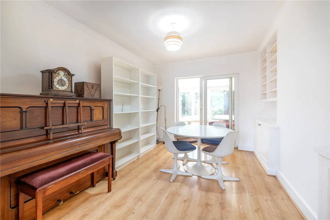 Argyle Avenue, Hounslow, TW3 2LL, photo 4