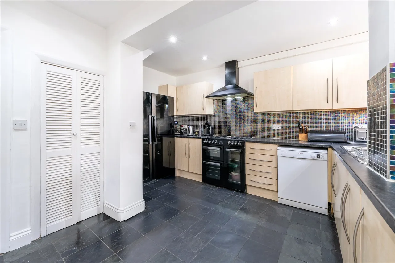 Argyle Avenue, Hounslow, TW3 2LL, photo 6