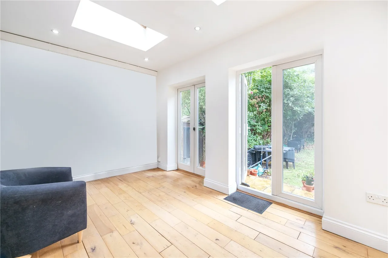 Argyle Avenue, Hounslow, TW3 2LL, photo 8