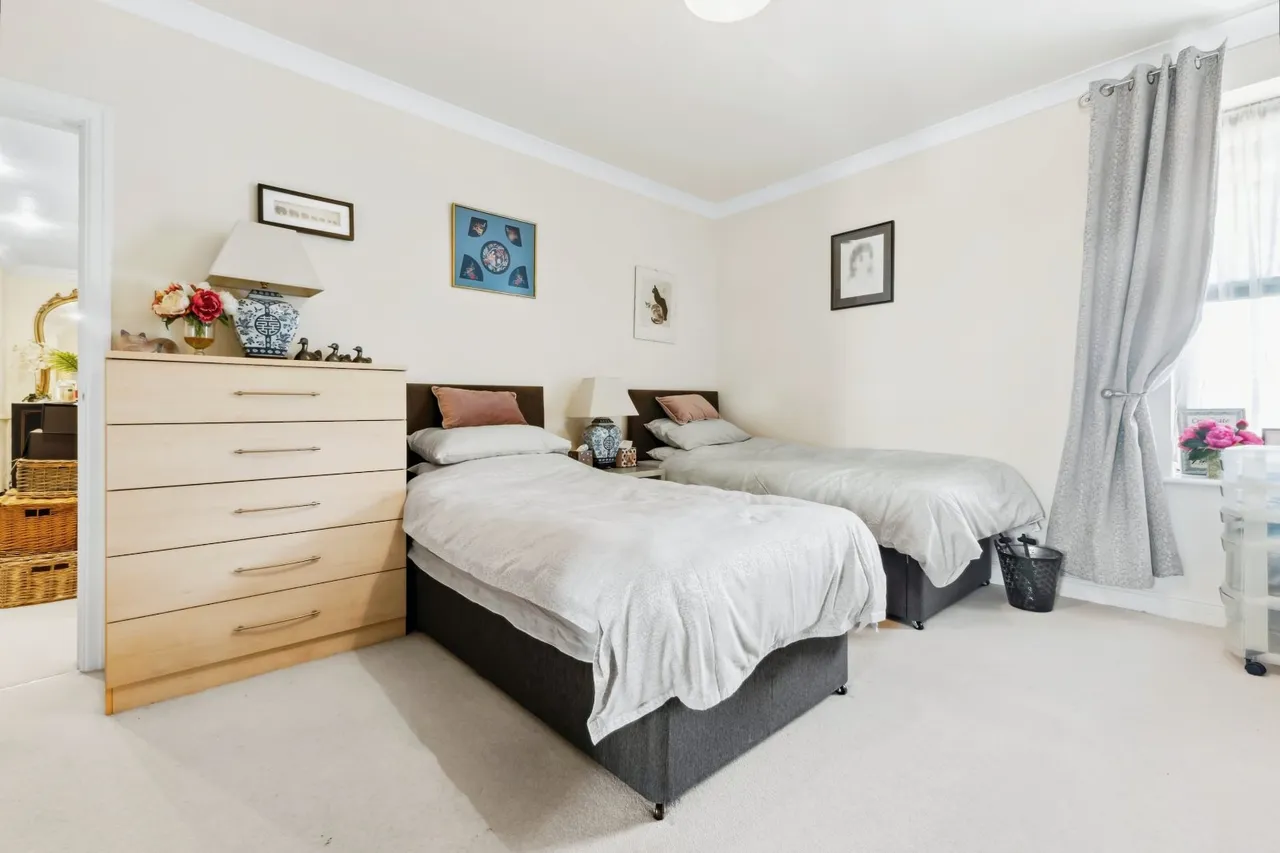 Booth Road, Altrincham, WA14, photo 11