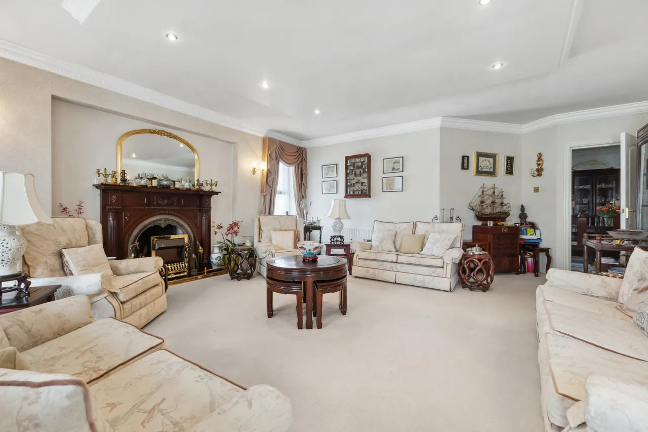 Booth Road, Altrincham, WA14, photo 2