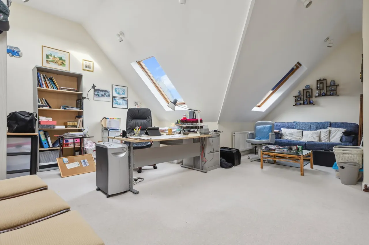 Booth Road, Altrincham, WA14, photo 7