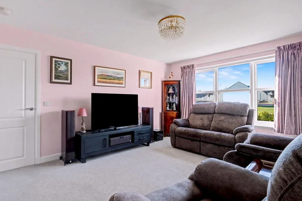 Baillie Crescent, Alford, AB33, photo 4