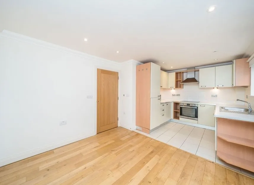 The Retreat, Surbiton, KT5, photo 4