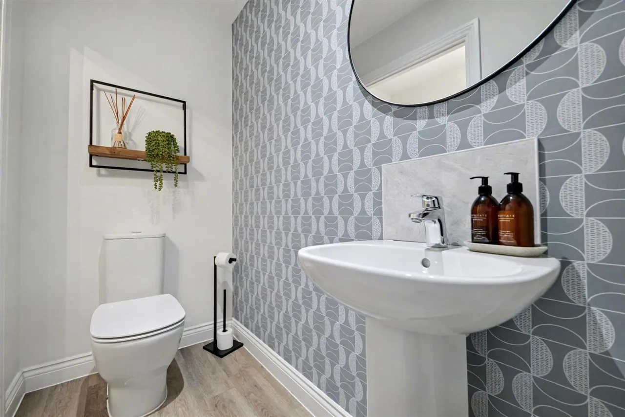 Pear Tree Gardens, Markfield Road, LE6, photo 5