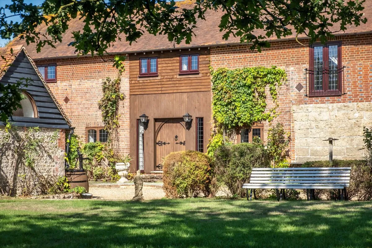 Broadford Bridge, Billingshurst, RH14, photo 11