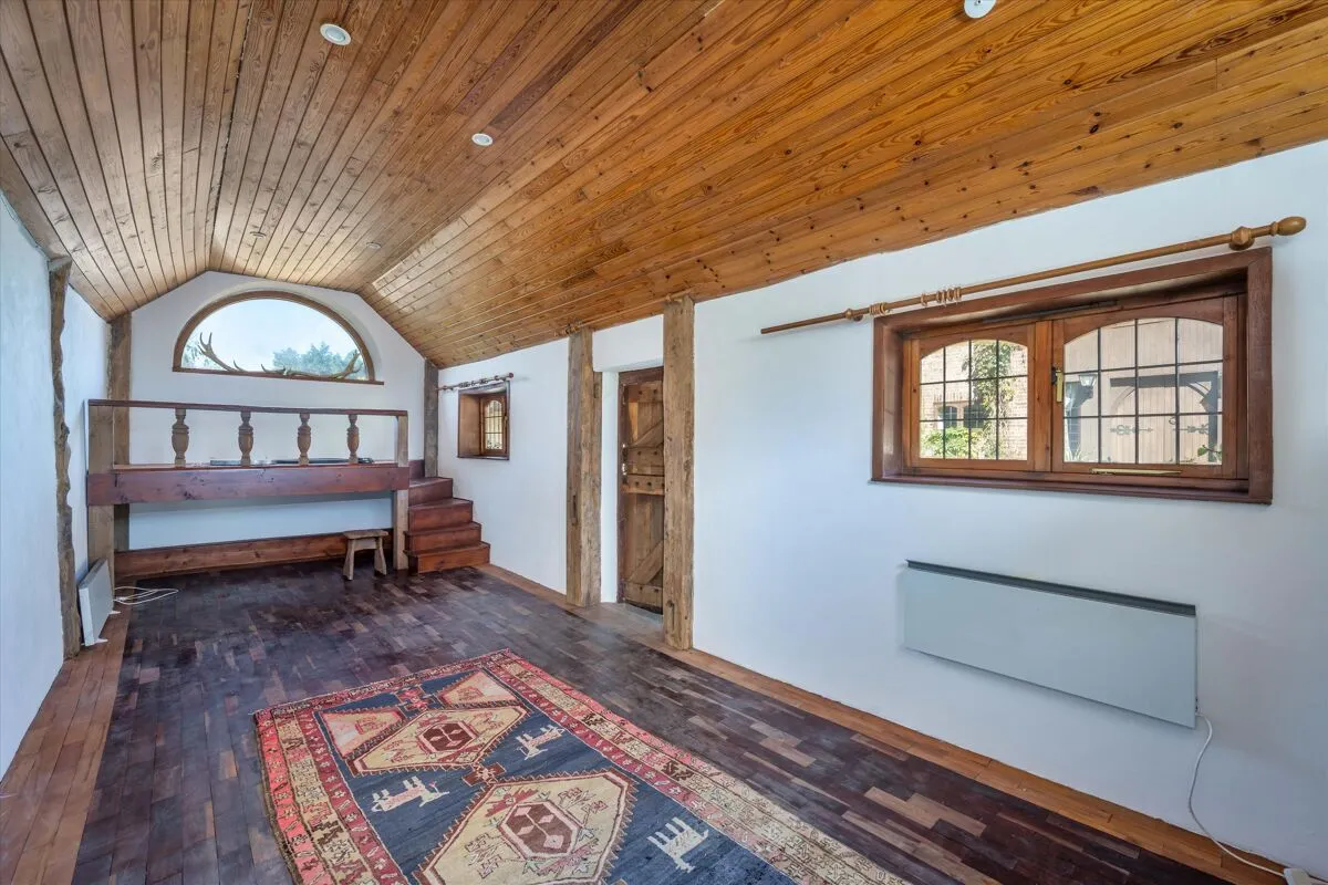 Broadford Bridge, Billingshurst, RH14, photo 18