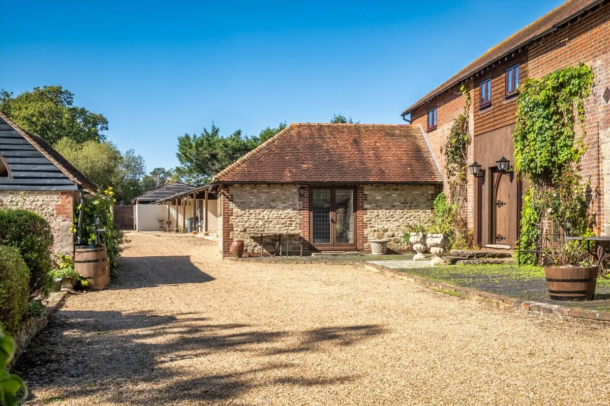 Broadford Bridge, Billingshurst, RH14, photo 5