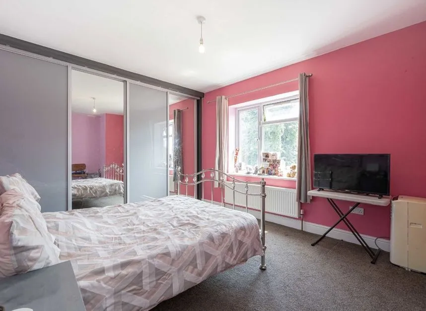 Twickenham Road, Hanworth, TW13, photo 7