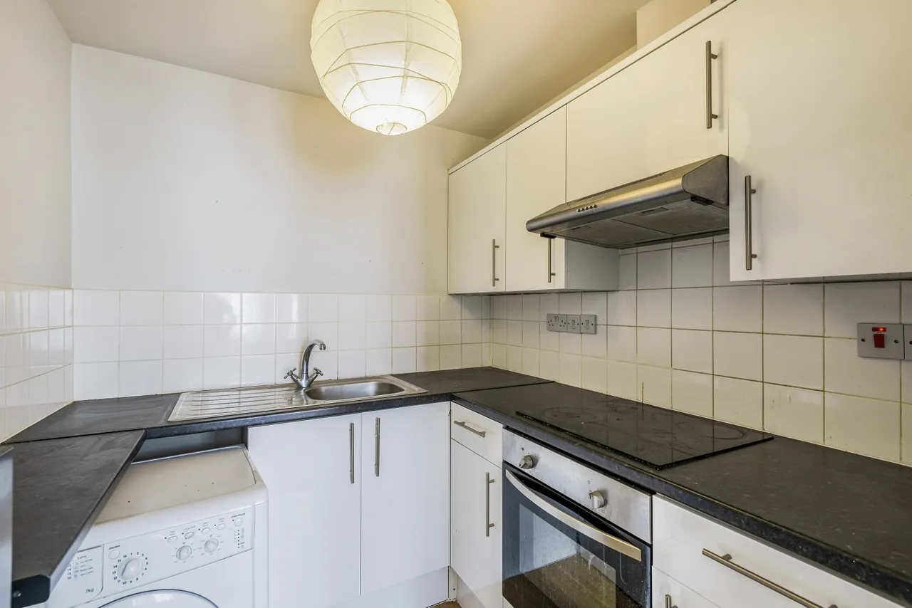 Rushey Green, London, SE6, photo 5