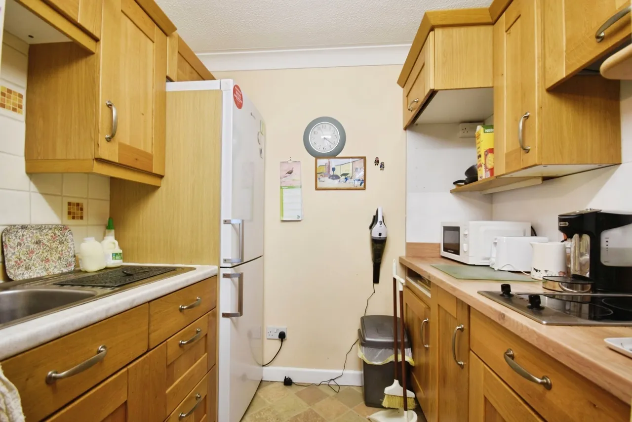Exeter Road, Exmouth, EX8, photo 4