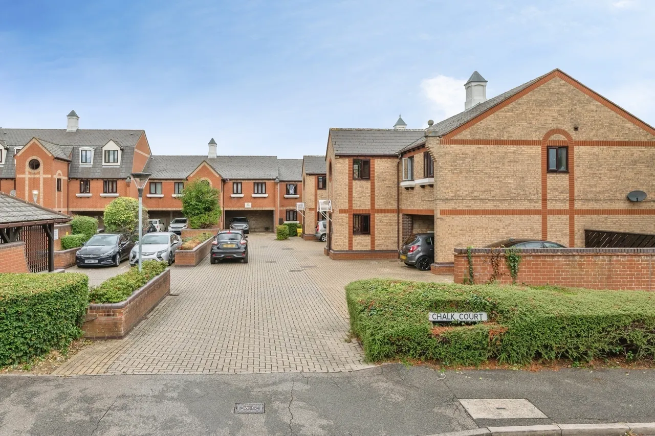 Chalk Court, Jetty Walk, Grays, Essex, RM17, photo 4