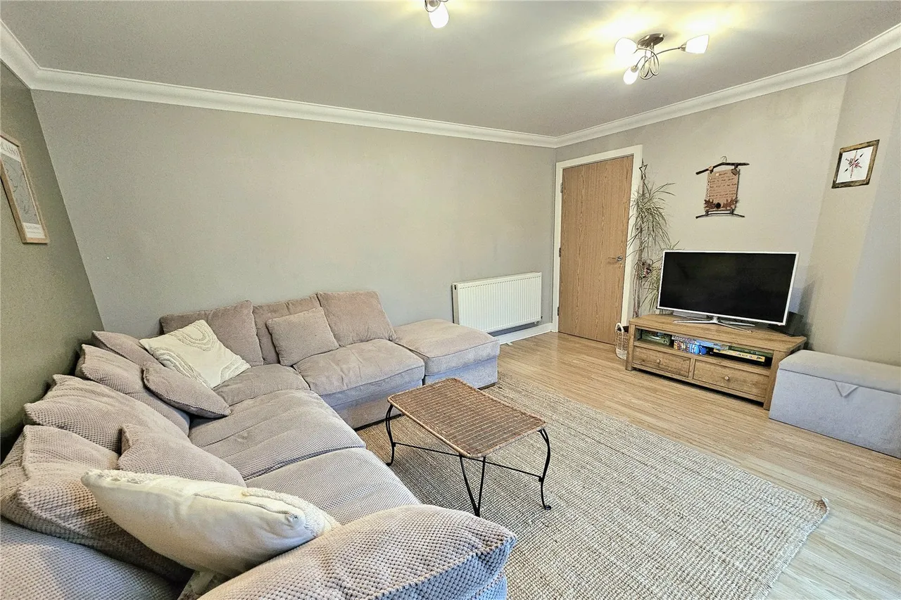 Dashwood Close, Camberley, Surrey, GU15 3AU, photo 3