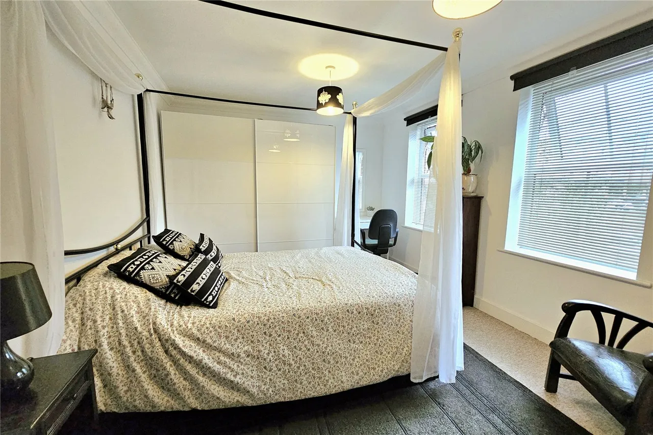 Dashwood Close, Camberley, Surrey, GU15 3AU, photo 5
