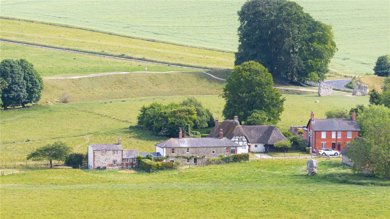 Green Street, Avebury, SN8, photo 15