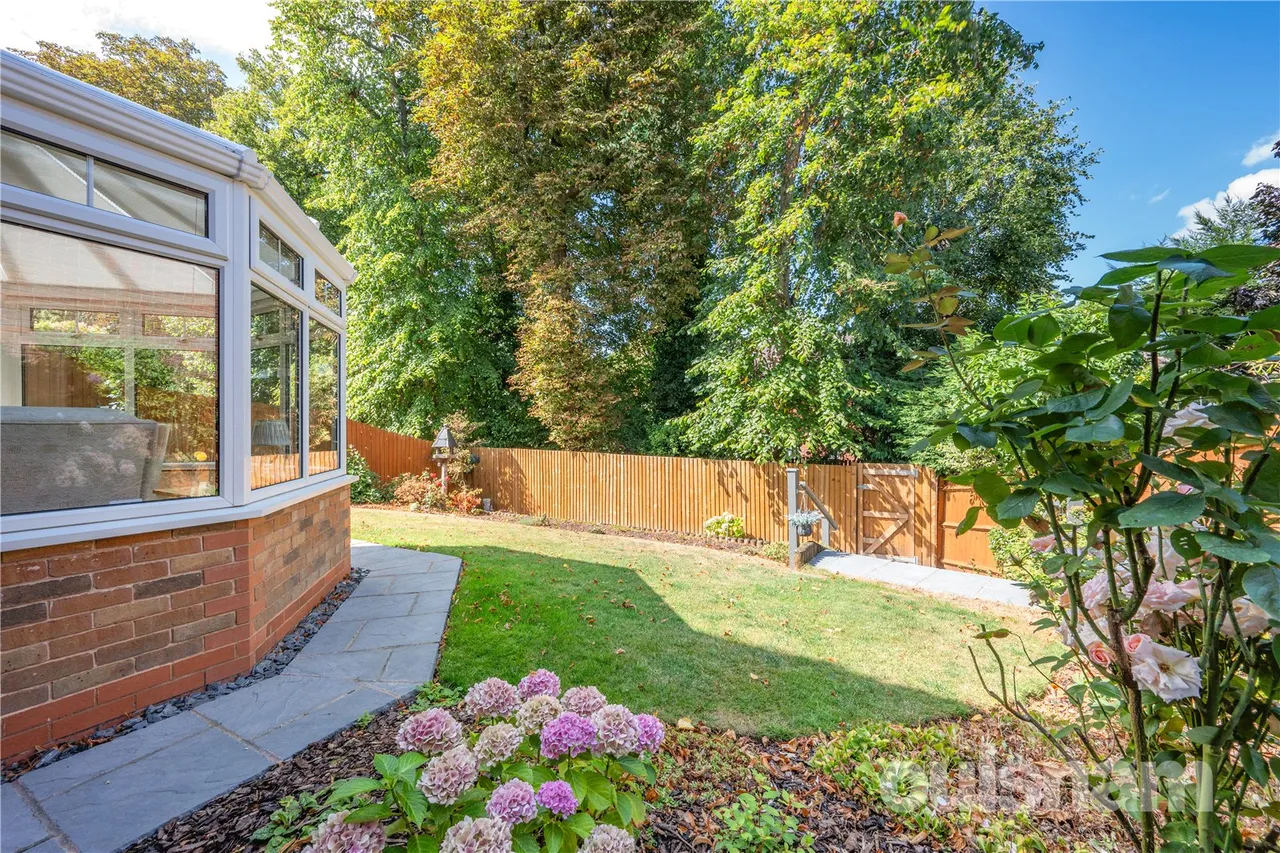 Sundbury Rise, Bournville Village Trust, Northfield, Birmingham, B31 2EZ, photo 15