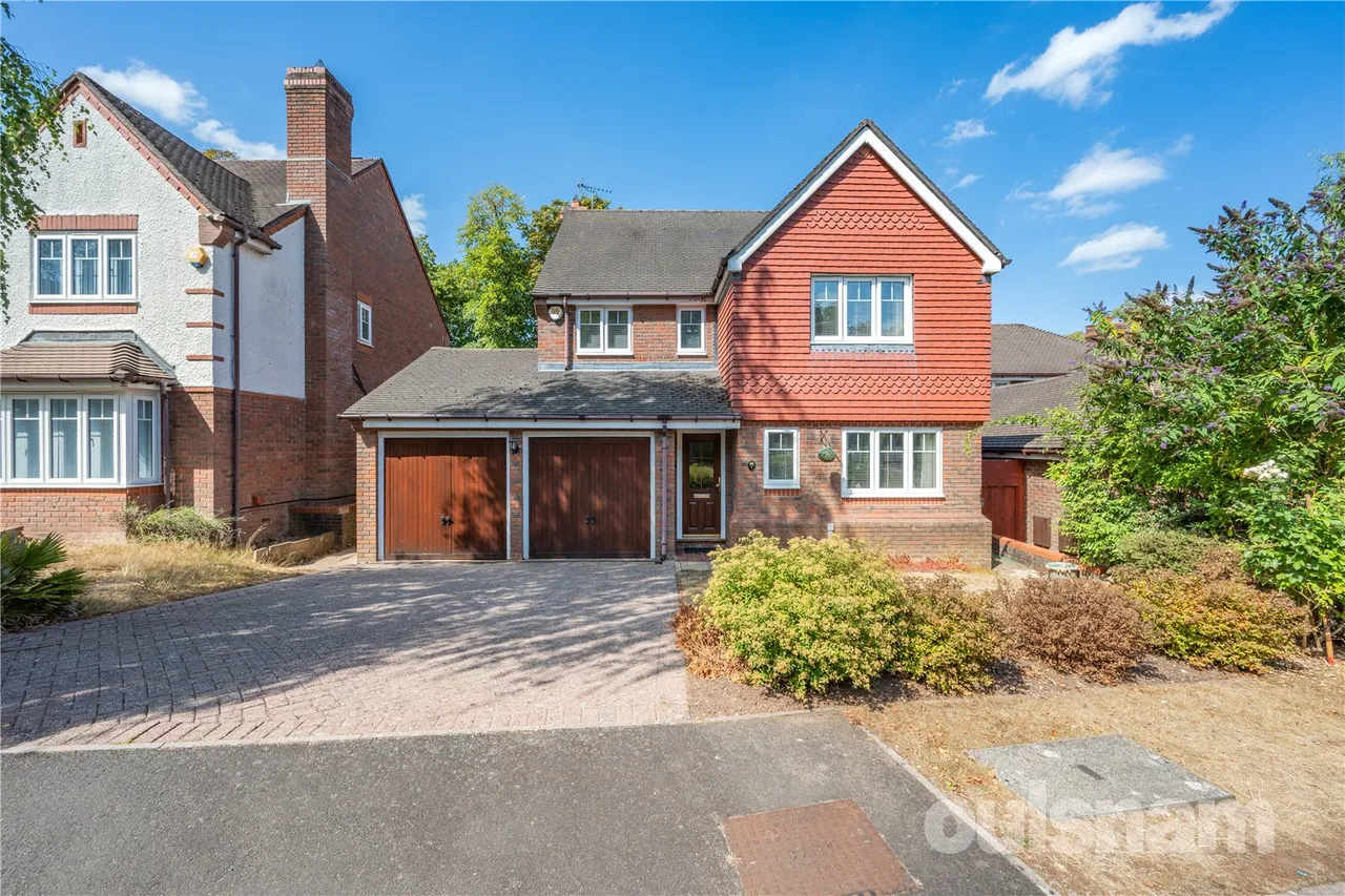 4 bed house for sale — Sundbury Rise, Bournville Village Trust, Northfield, Birmingham, B31 2EZ