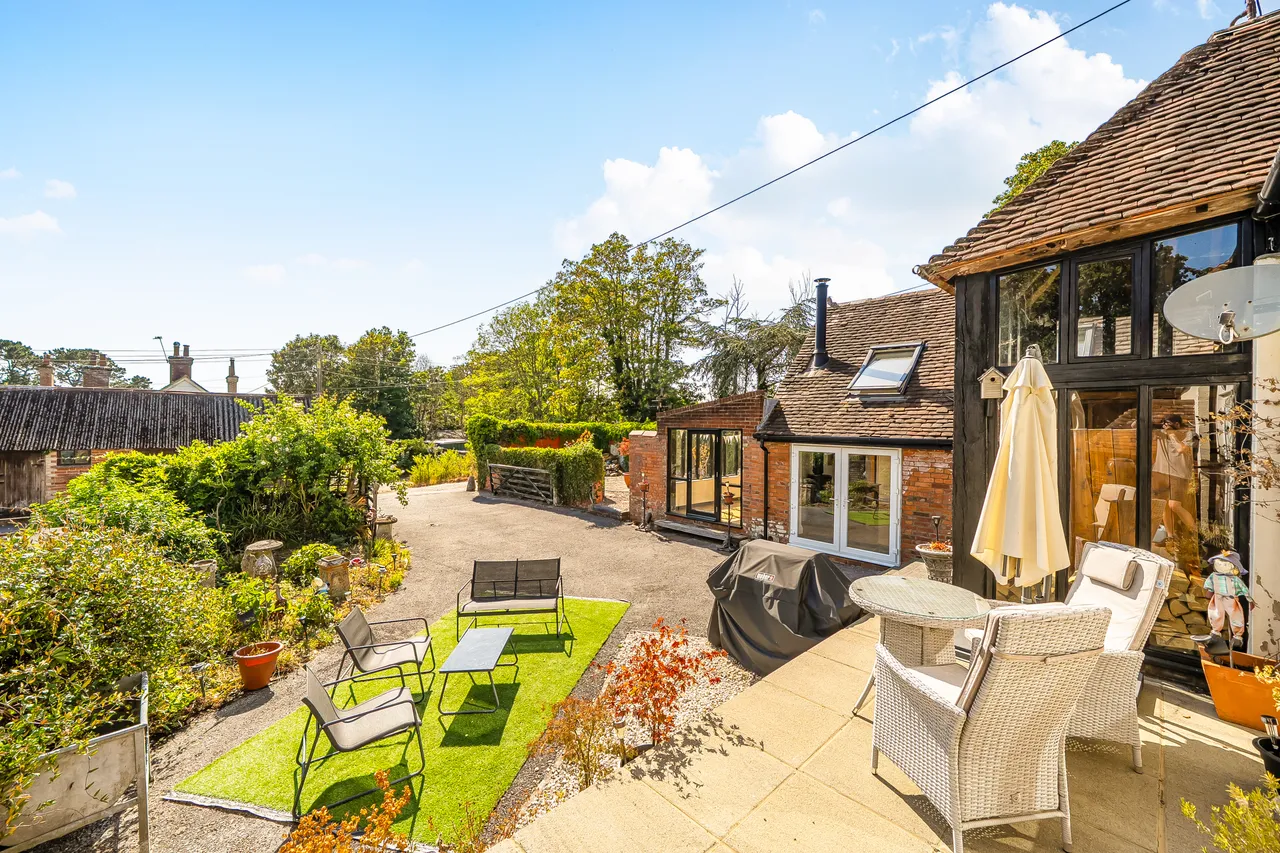Park Place, Wickham, PO17, photo 15