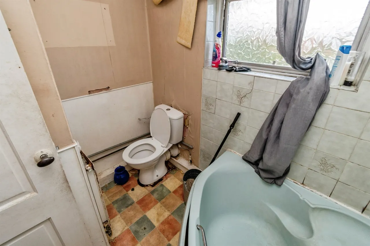 Hough Road, Walsall, WS2, photo 6