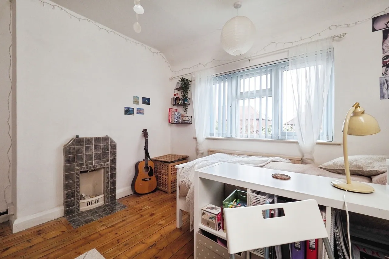 Larch Crescent, Beeston, Nottingham, Nottinghamshire, NG9, photo 19