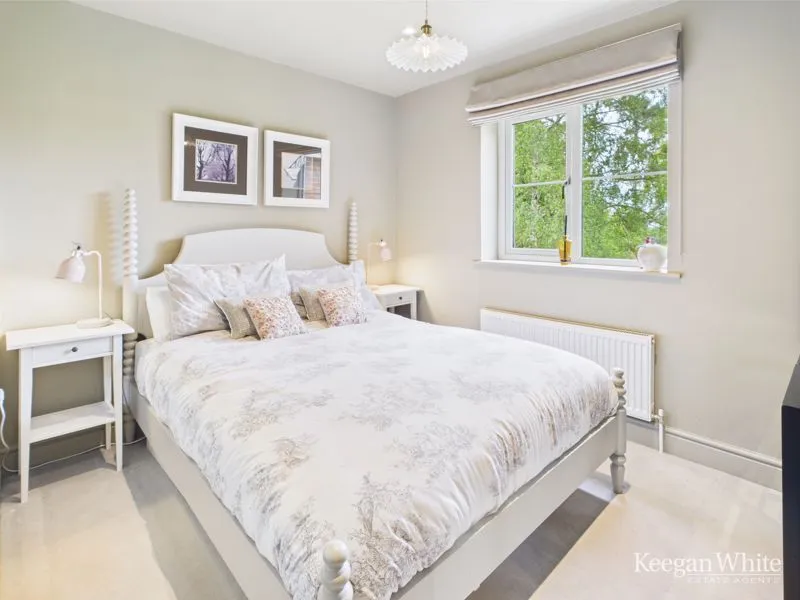 Hammersley Lane, Penn HP10 8HG, photo 9