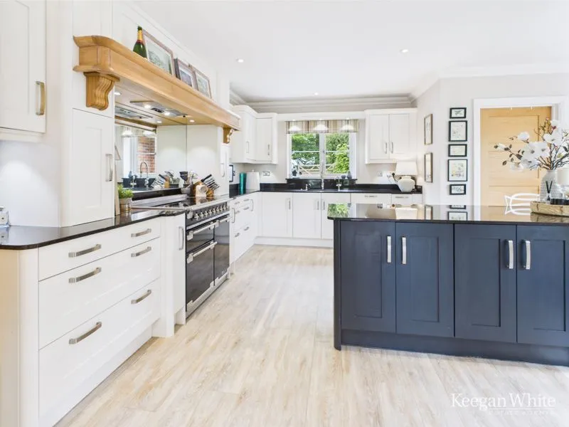 Hammersley Lane, Penn HP10 8HG, photo 14
