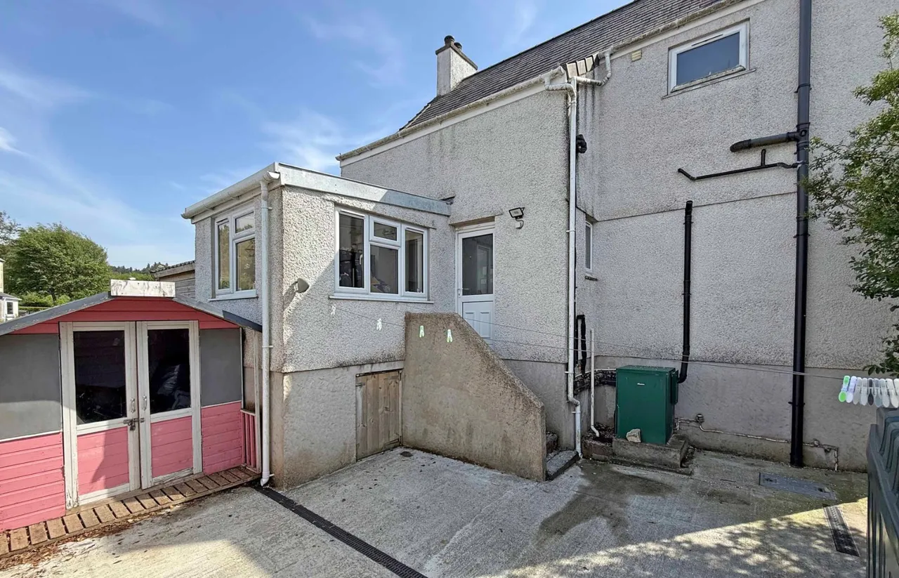 Brynrefail, Caernarfon, LL55, photo 17