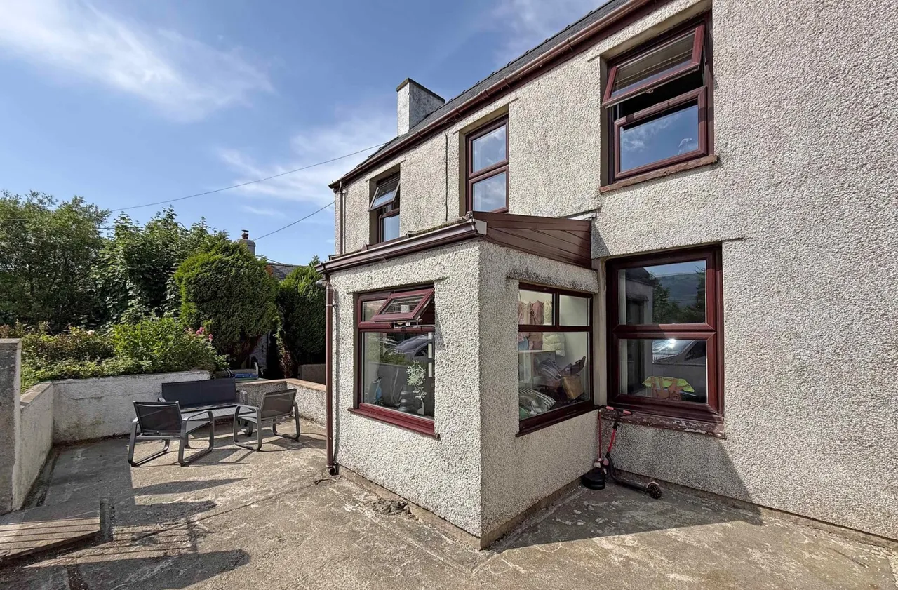 Brynrefail, Caernarfon, LL55, photo 16