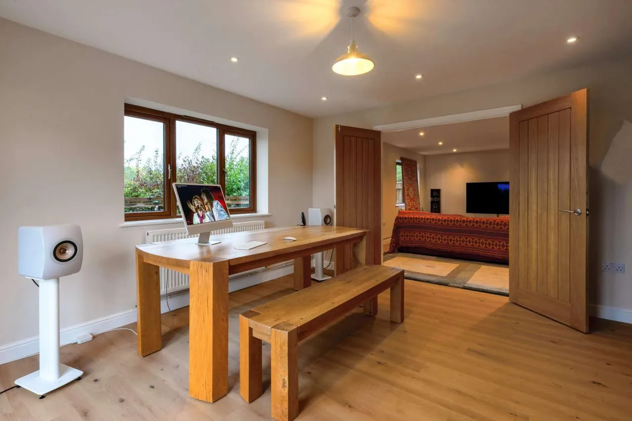 Itchycoo Park Broad Road, Bacton, IP14, photo 8