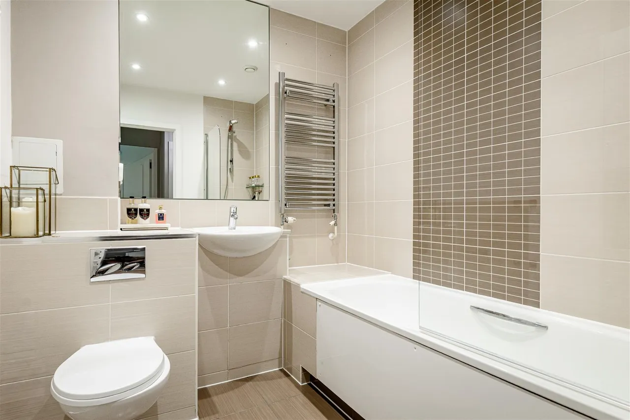 Central Way, London, NW10, photo 11