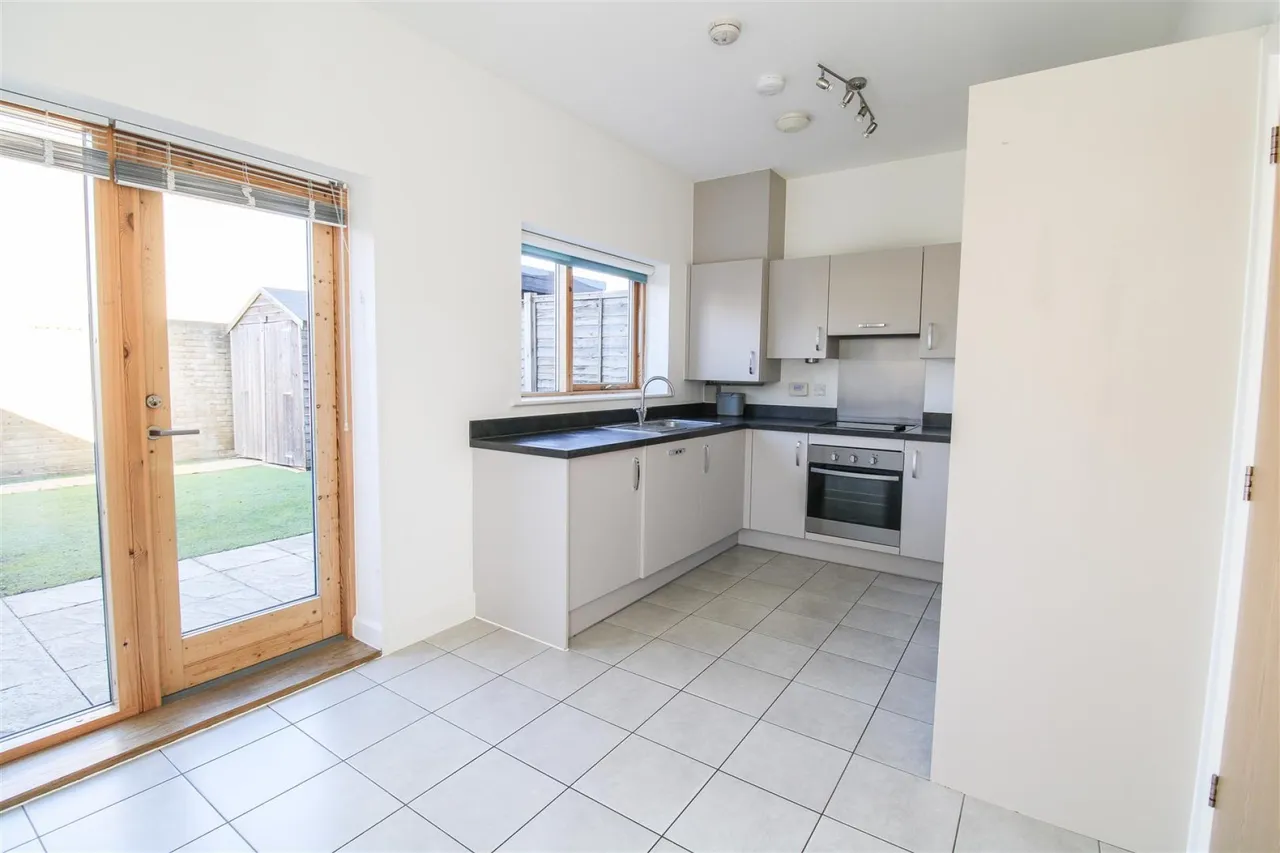 Barnsley Wood Rise, Newhall, CM17, photo 7