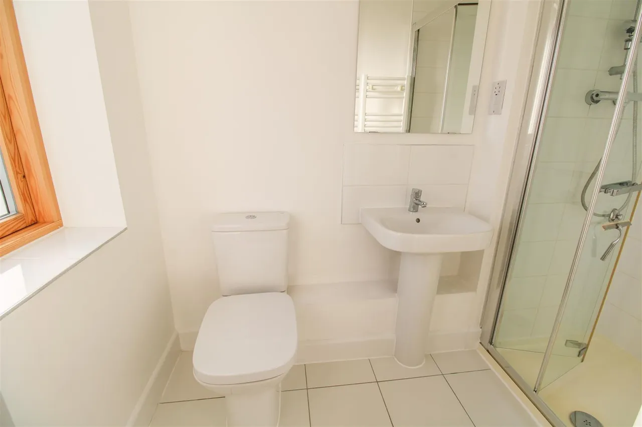 Barnsley Wood Rise, Newhall, CM17, photo 12